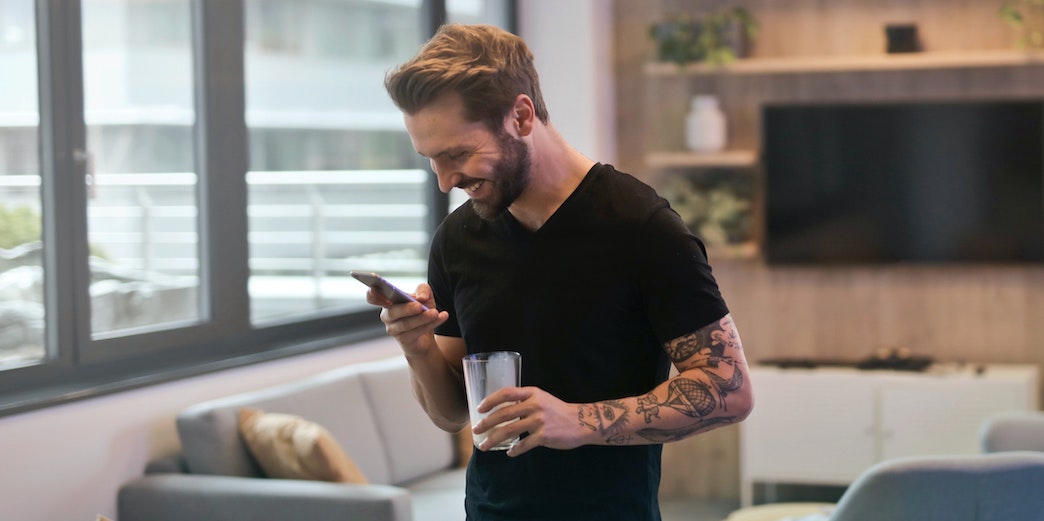 SMS do promocji sklepu online SMS-y to popularna forma kontaktu dla kupujących