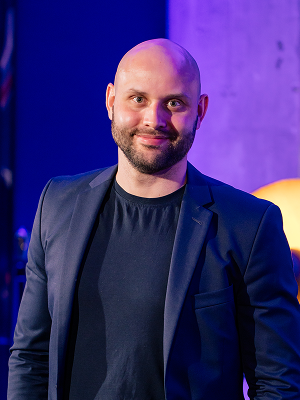 Cezary Nazar, Media4U